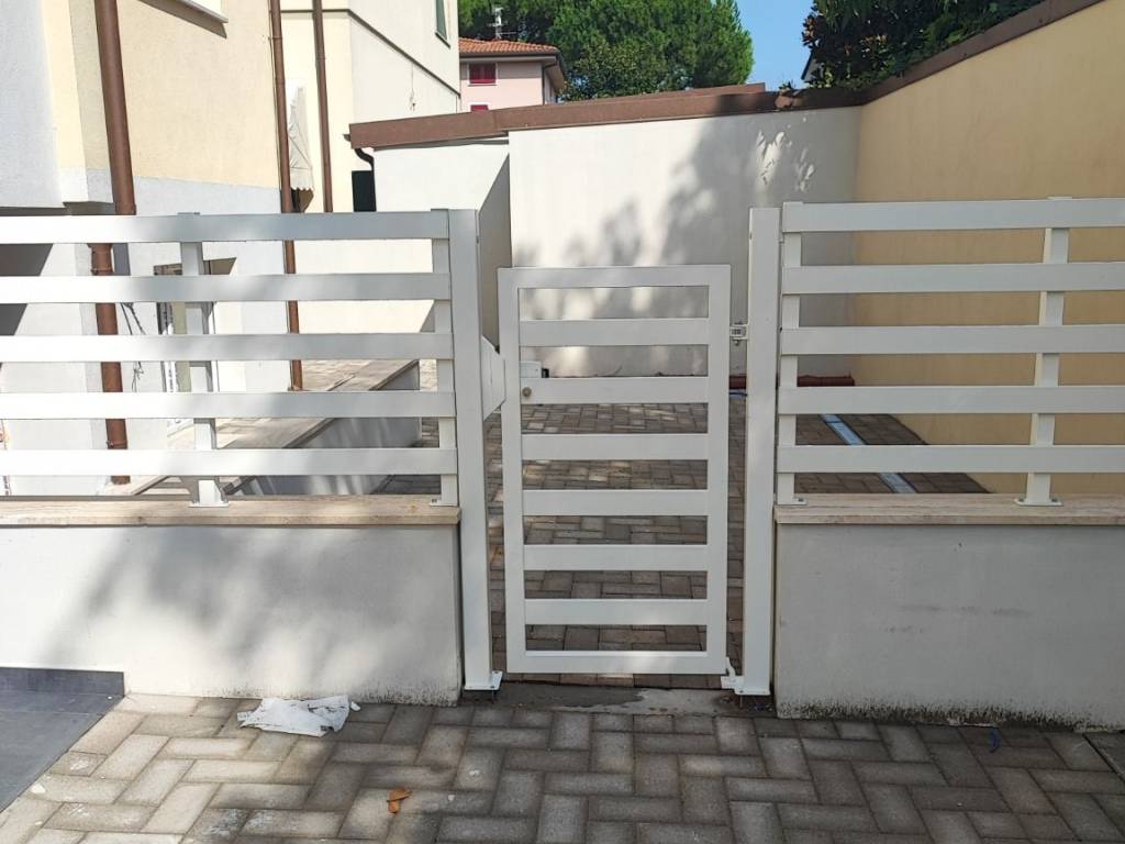 appartamento in vendita a Camaiore in zona Lido di Camaiore
