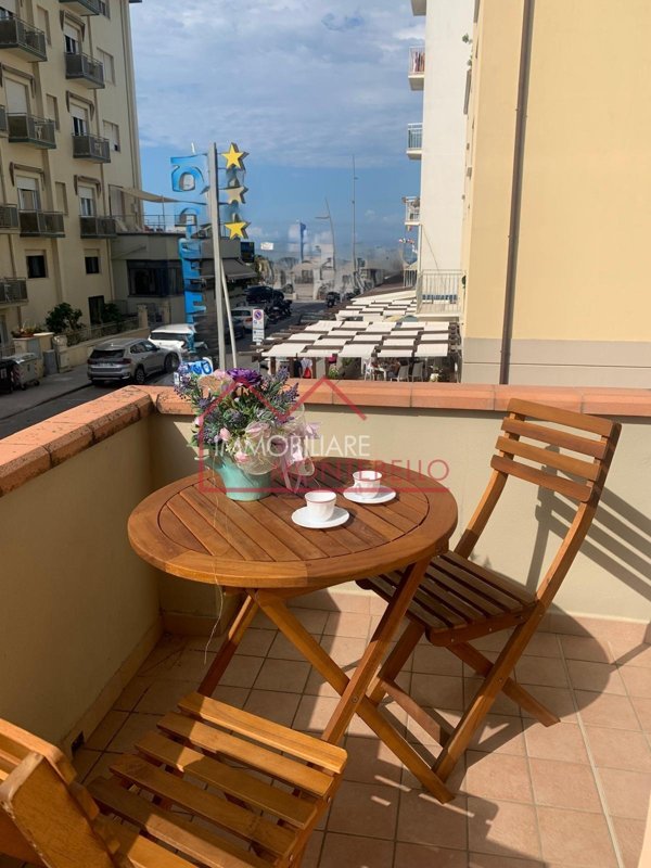 appartamento in vendita a Camaiore in zona Lido di Camaiore