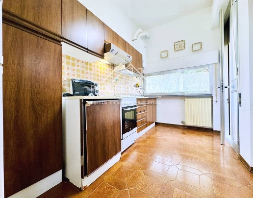 appartamento in vendita a Camaiore in zona Lido di Camaiore