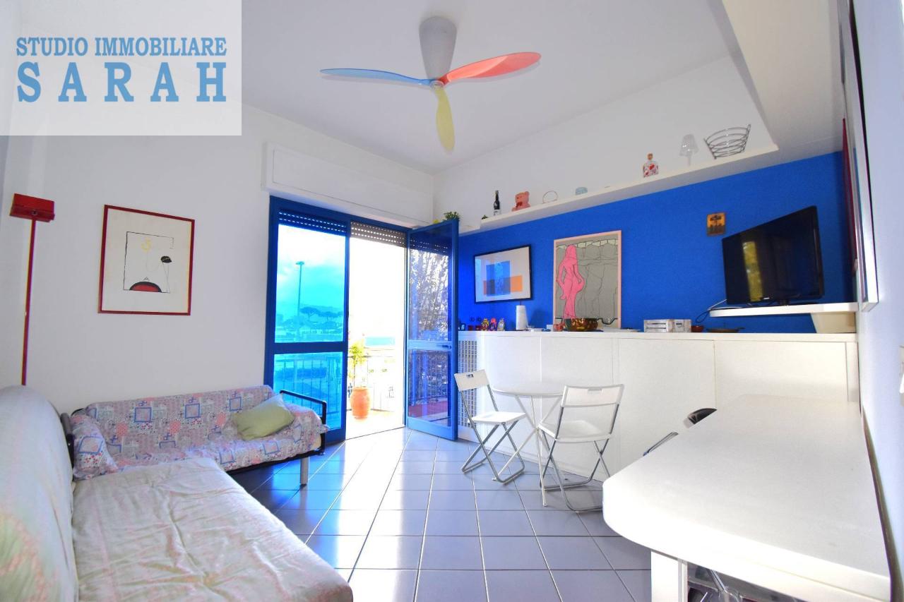 appartamento in vendita a Camaiore in zona Lido di Camaiore
