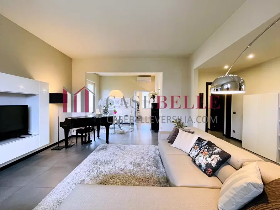 casa indipendente in vendita a Camaiore