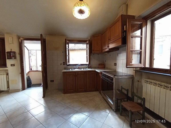 casa semindipendente in vendita a Camaiore