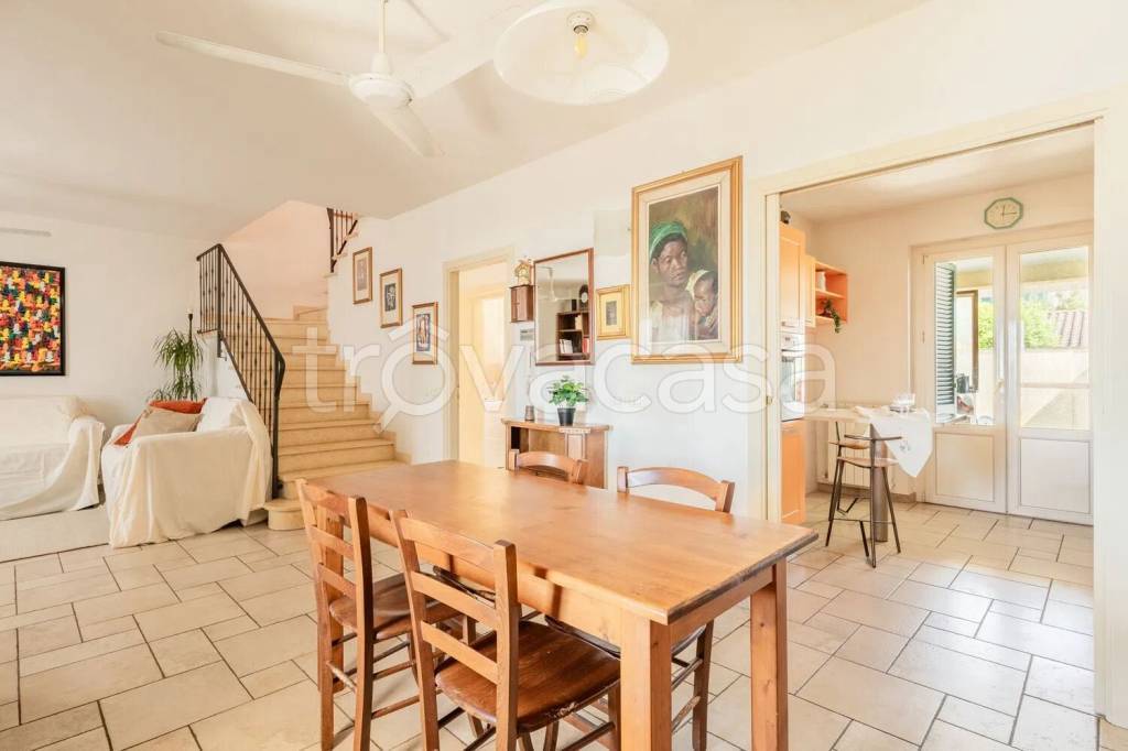 casa indipendente in vendita a Camaiore in zona Capezzano Pianore