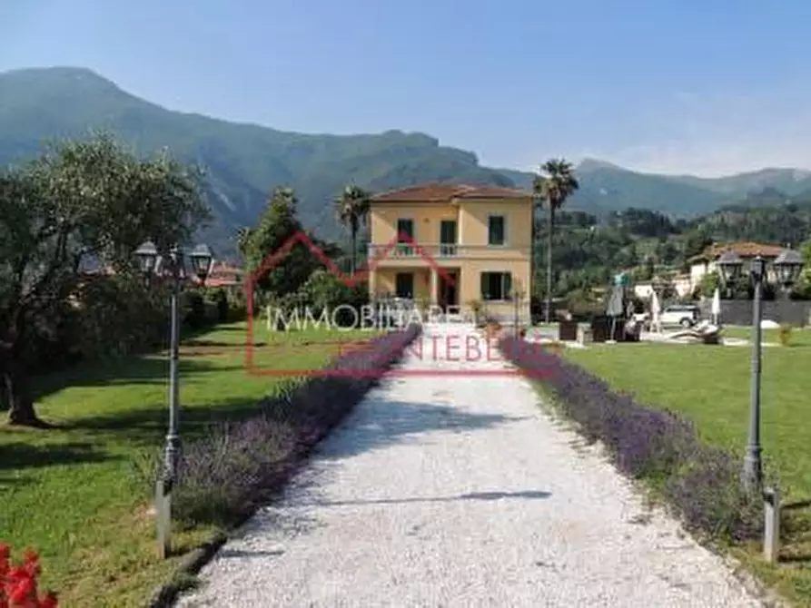 casa indipendente in vendita a Camaiore