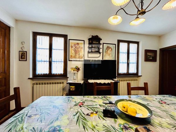 casa indipendente in vendita a Camaiore