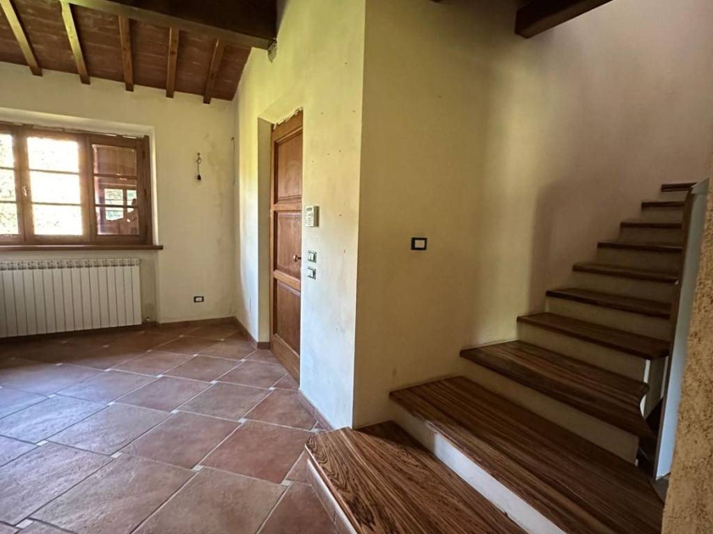 casa indipendente in vendita a Camaiore in zona Capezzano Pianore