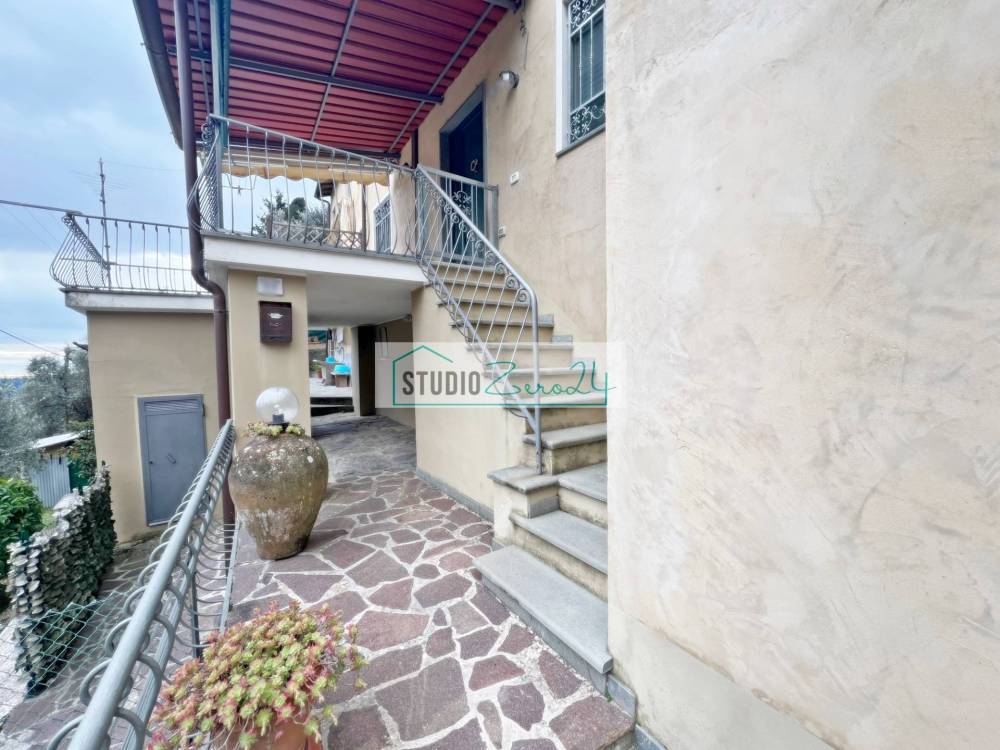 casa indipendente in vendita a Camaiore in zona Casoli