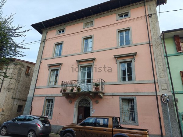 casale in vendita a Camaiore in zona Nocchi