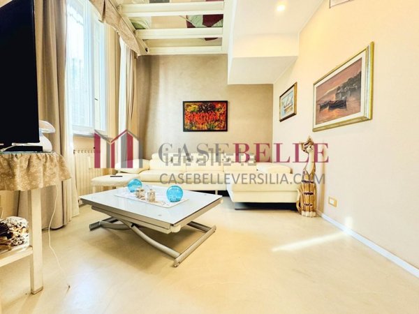 casa indipendente in vendita a Camaiore in zona Lido di Camaiore