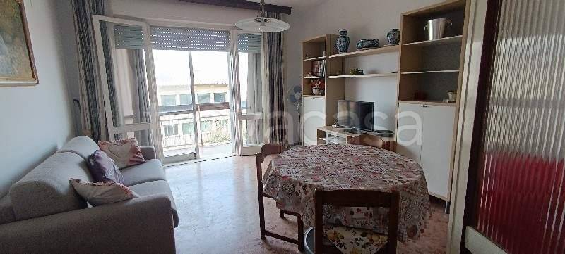 appartamento in vendita a Camaiore in zona Lido di Camaiore