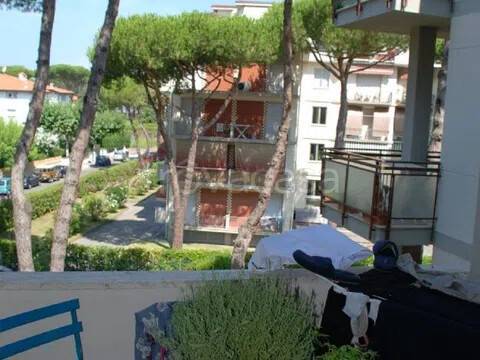 appartamento in vendita a Camaiore in zona Lido di Camaiore