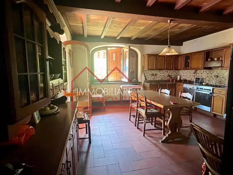 casa indipendente in vendita a Camaiore