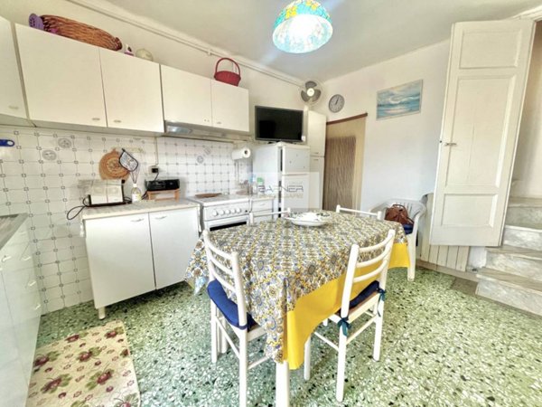 casa indipendente in vendita a Camaiore