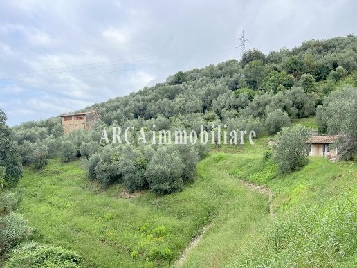 casa indipendente in vendita a Camaiore