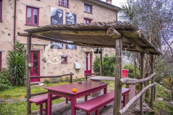 casa indipendente in vendita a Camaiore in zona Lido di Camaiore