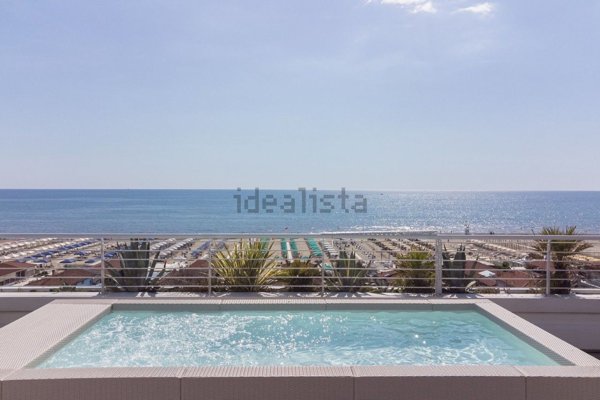 appartamento in vendita a Camaiore