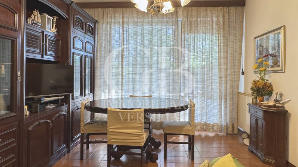 appartamento in vendita a Camaiore in zona Lido di Camaiore