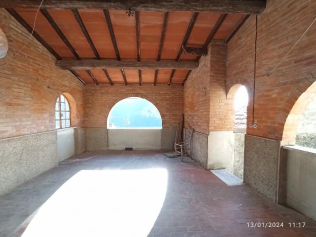 casa indipendente in vendita a Camaiore
