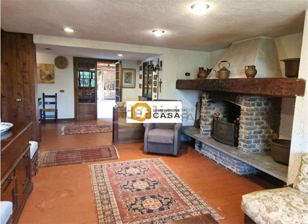 casa indipendente in vendita a Camaiore in zona Lido di Camaiore