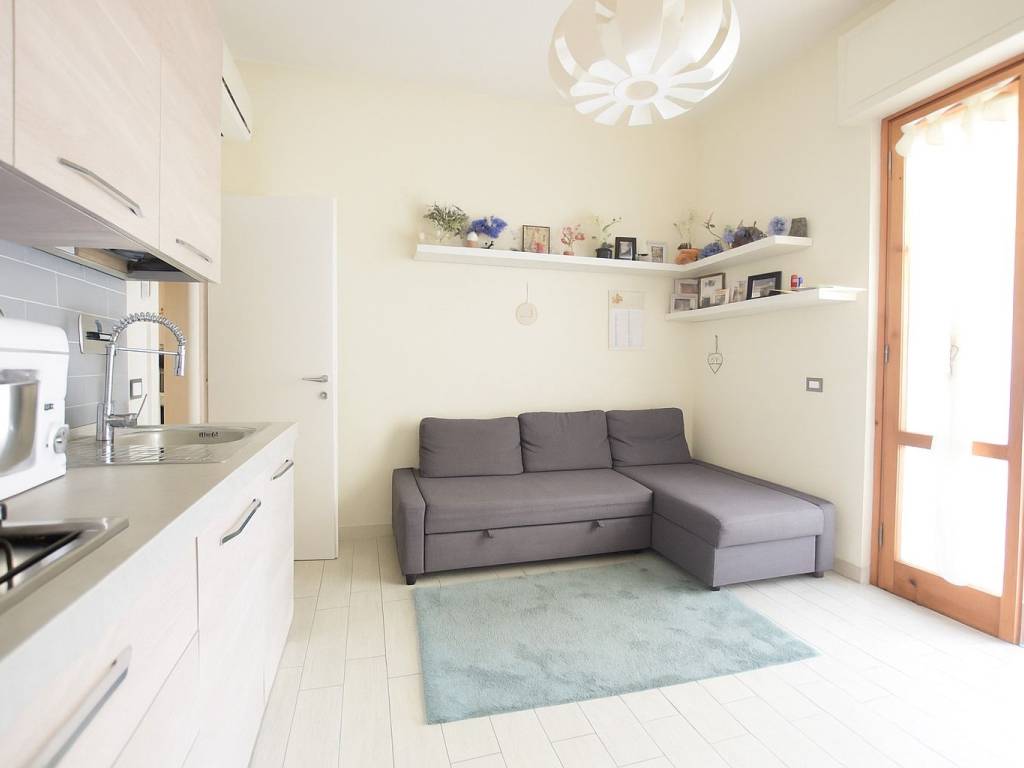 appartamento in vendita a Camaiore in zona Lido di Camaiore