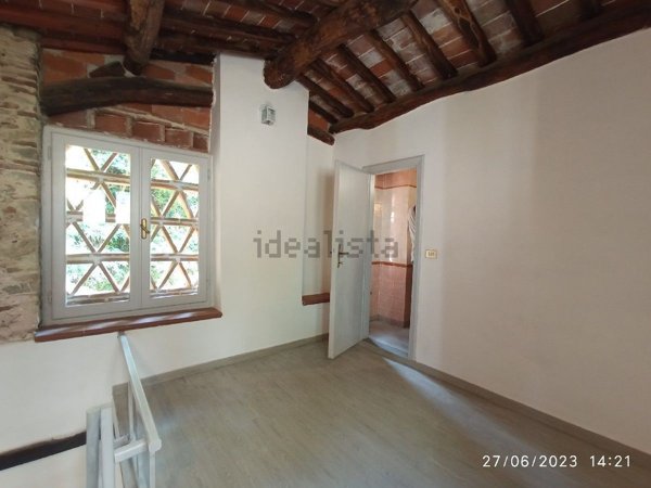 casa indipendente in vendita a Camaiore
