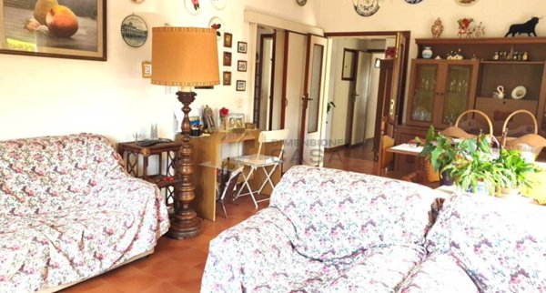 casa indipendente in vendita a Camaiore in zona Capezzano Pianore