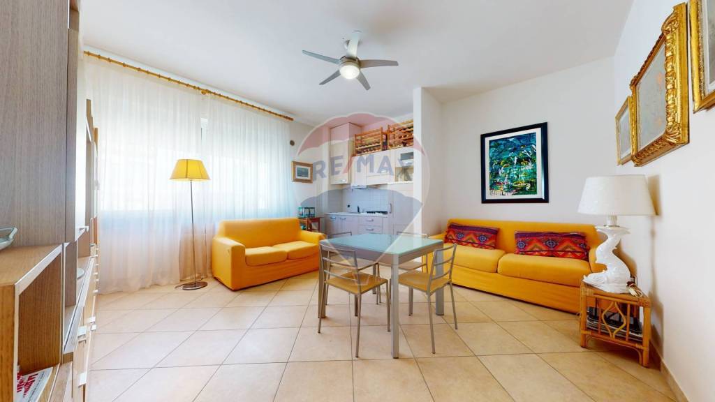 appartamento in vendita a Camaiore in zona Lido di Camaiore