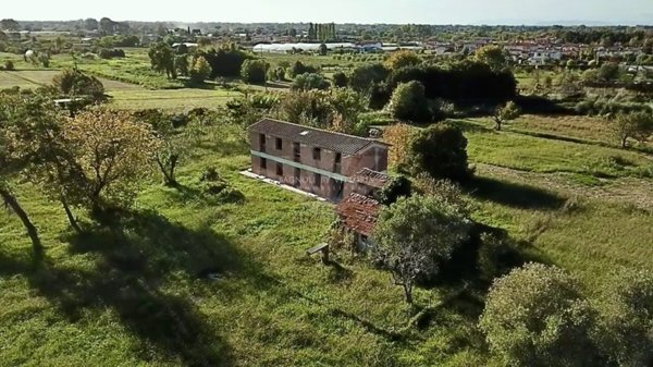 casa indipendente in vendita a Camaiore in zona Lido di Camaiore