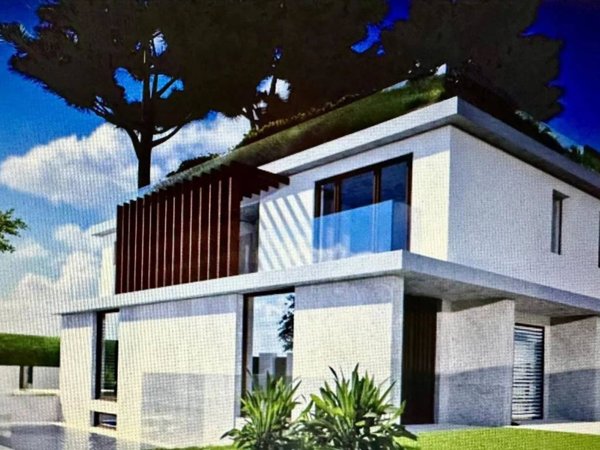 casa indipendente in vendita a Camaiore in zona Lido di Camaiore