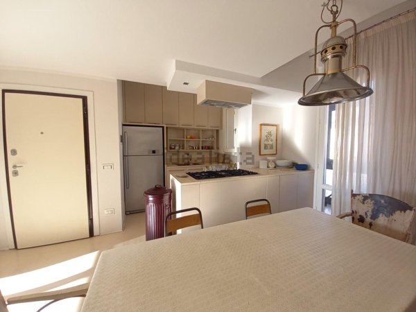 appartamento in vendita a Camaiore in zona Lido di Camaiore