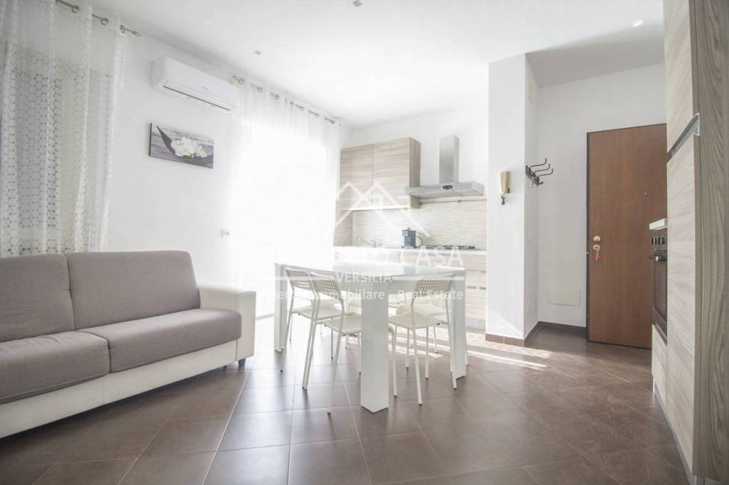 appartamento in vendita a Camaiore in zona Lido di Camaiore