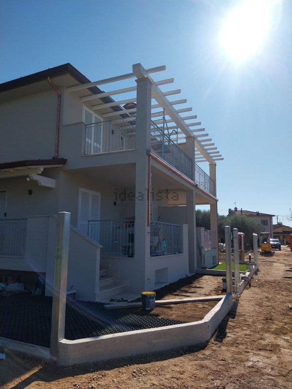 casa indipendente in vendita a Camaiore