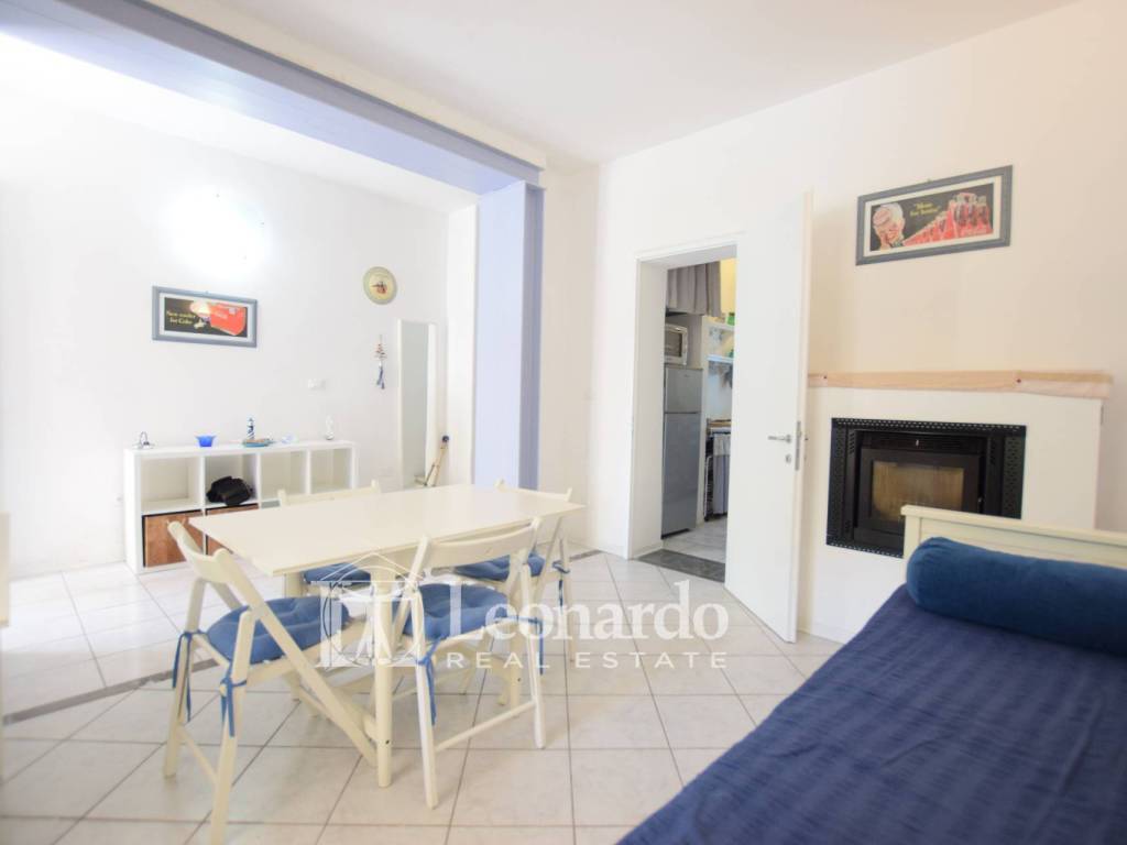 casa indipendente in vendita a Camaiore in zona Lido di Camaiore