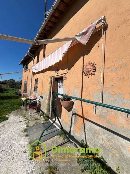 appartamento in vendita a Camaiore in zona Lido di Camaiore