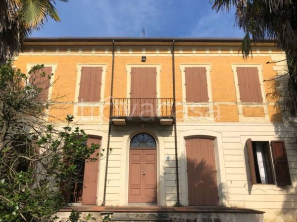 casa indipendente in vendita a Camaiore