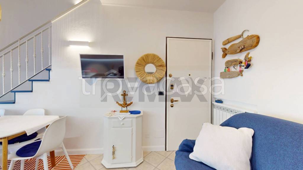 appartamento in vendita a Camaiore in zona Lido di Camaiore