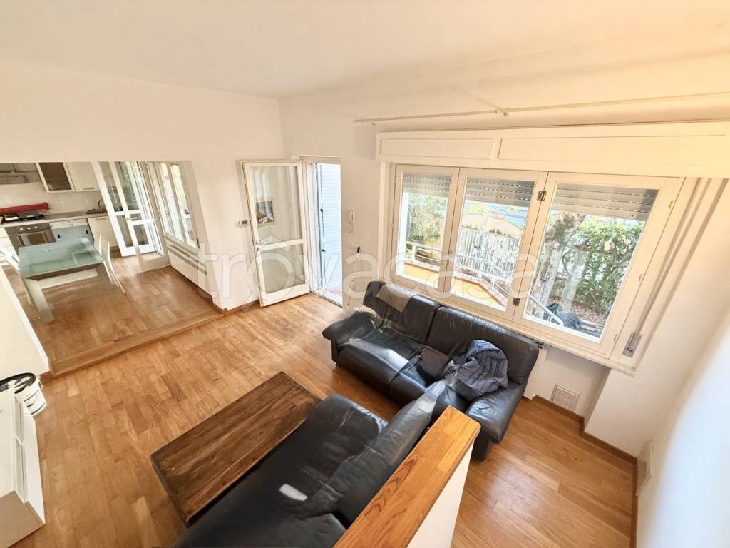 casa indipendente in vendita a Camaiore in zona Lido di Camaiore