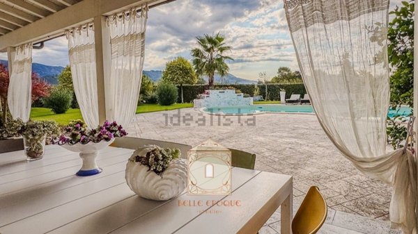 casa indipendente in vendita a Camaiore in zona Lido di Camaiore