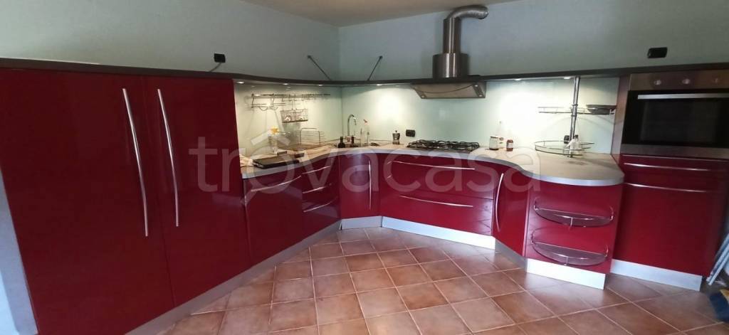 casa indipendente in vendita a Camaiore