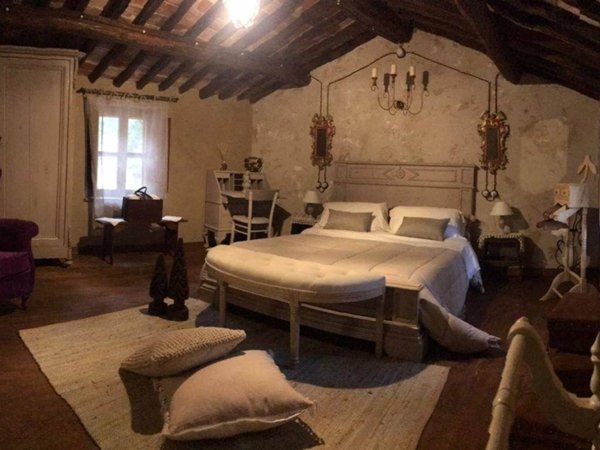 casale in vendita a Camaiore