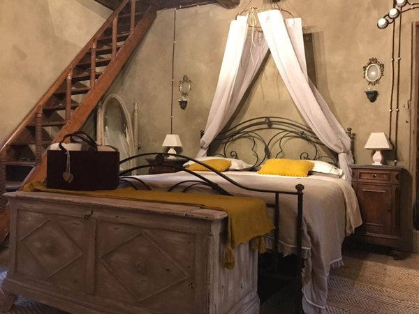 casale in vendita a Camaiore in zona Orbicciano