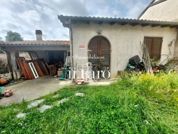 casa indipendente in vendita a Camaiore