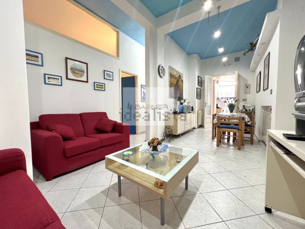 appartamento in vendita a Camaiore in zona Lido di Camaiore