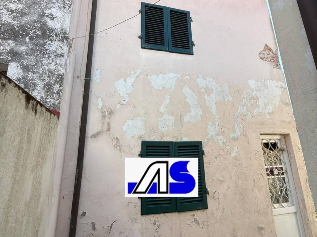 appartamento in vendita a Camaiore in zona Lido di Camaiore