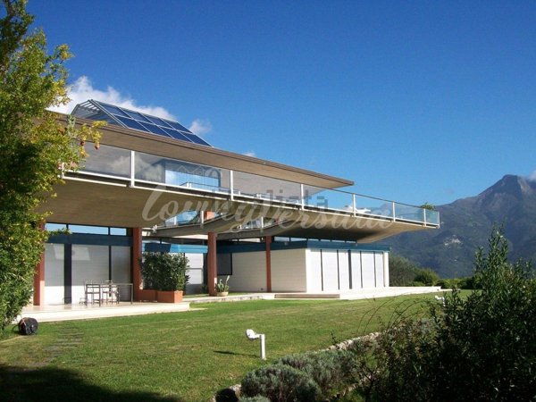 casa indipendente in vendita a Camaiore