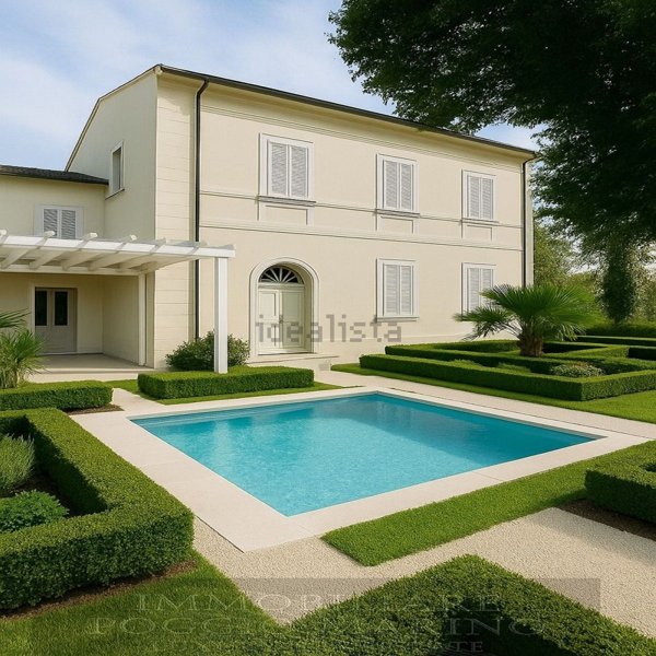 casa indipendente in vendita a Camaiore