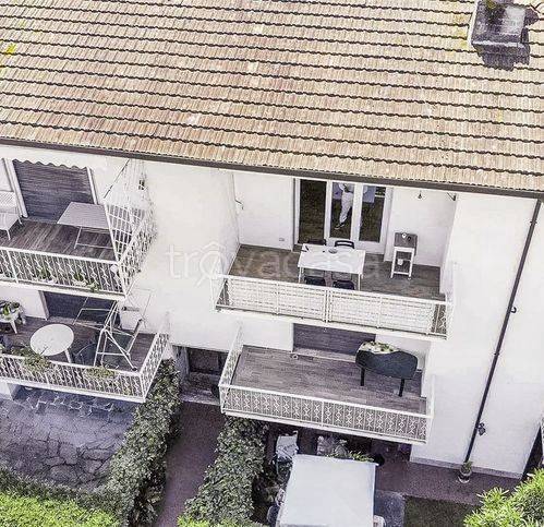 appartamento in vendita a Camaiore in zona Lido di Camaiore