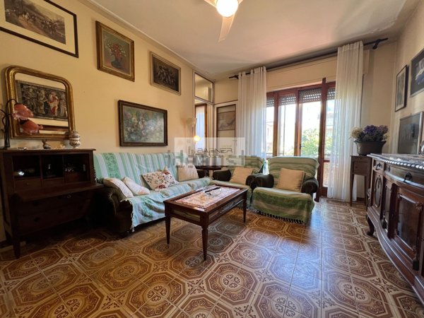 appartamento in vendita a Camaiore in zona Lido di Camaiore