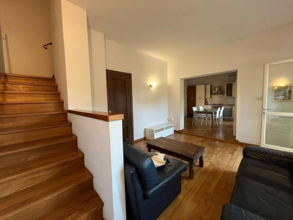 casa indipendente in vendita a Camaiore in zona Lido di Camaiore
