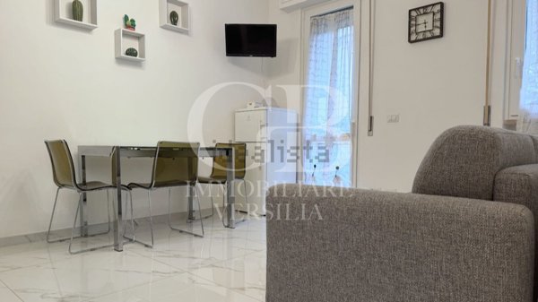 appartamento in vendita a Camaiore in zona Lido di Camaiore